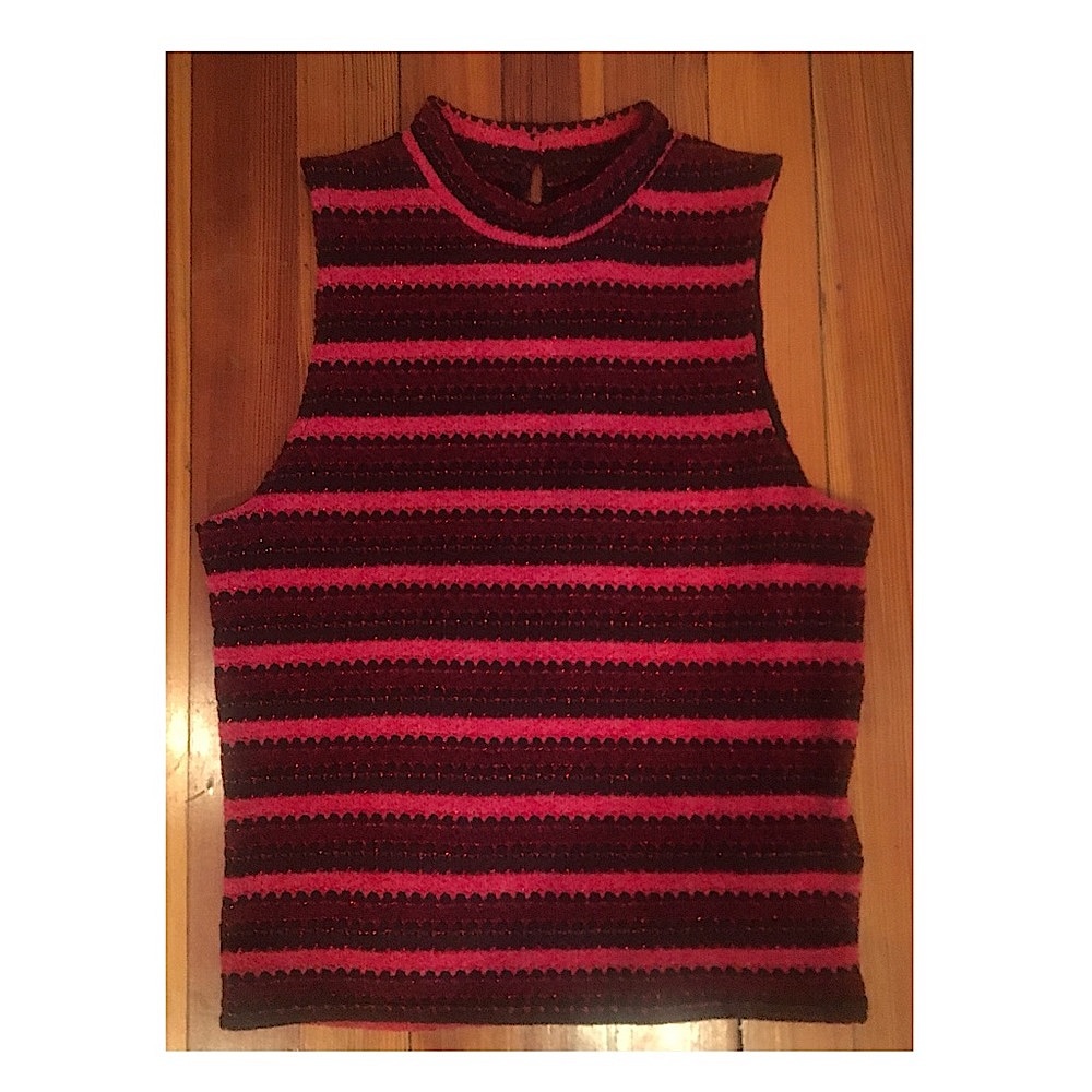 H&M | sleeveless mock neck striped knit top